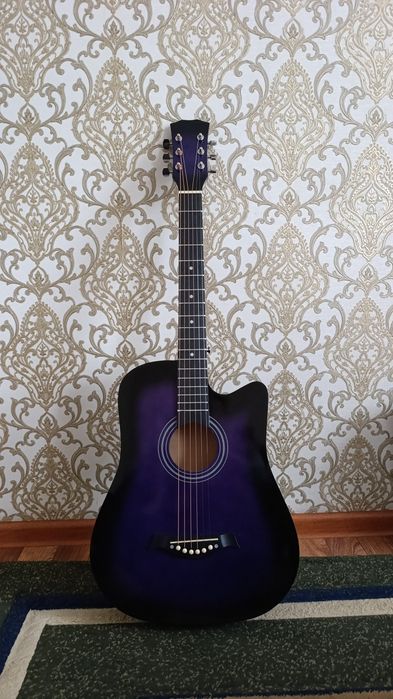 Гитара сатылады.