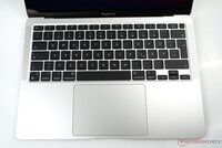 MacBook Air M1 8/256 Silver