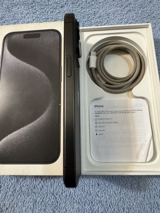 iPhone 15 Pro 256GB Black Titanium