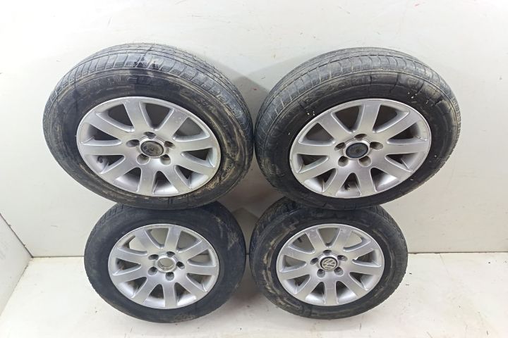 Set jante aliaj R15 Anvelope uzate 3B0601026k 7Jx15H2 ET37 5x112 Volk