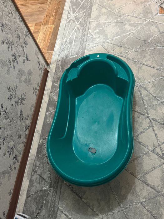 Продам ванночки 3 шт