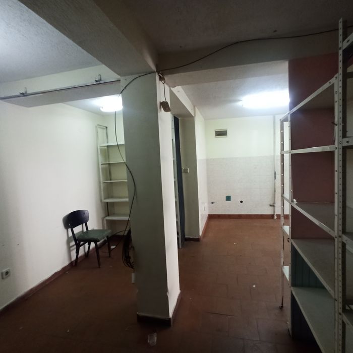 Помещение със статут магазин