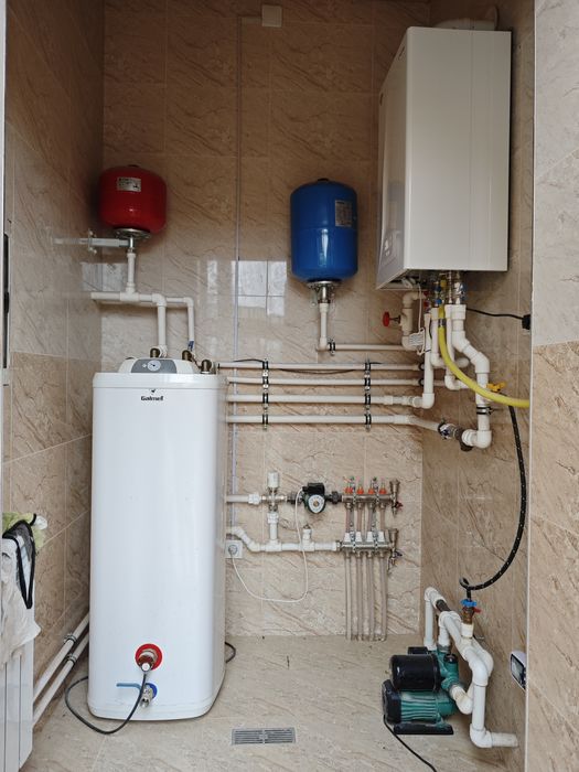 Uy sotiladi, yangi remont