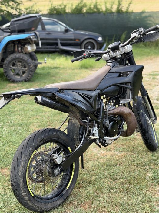 Vand schimb cross mare