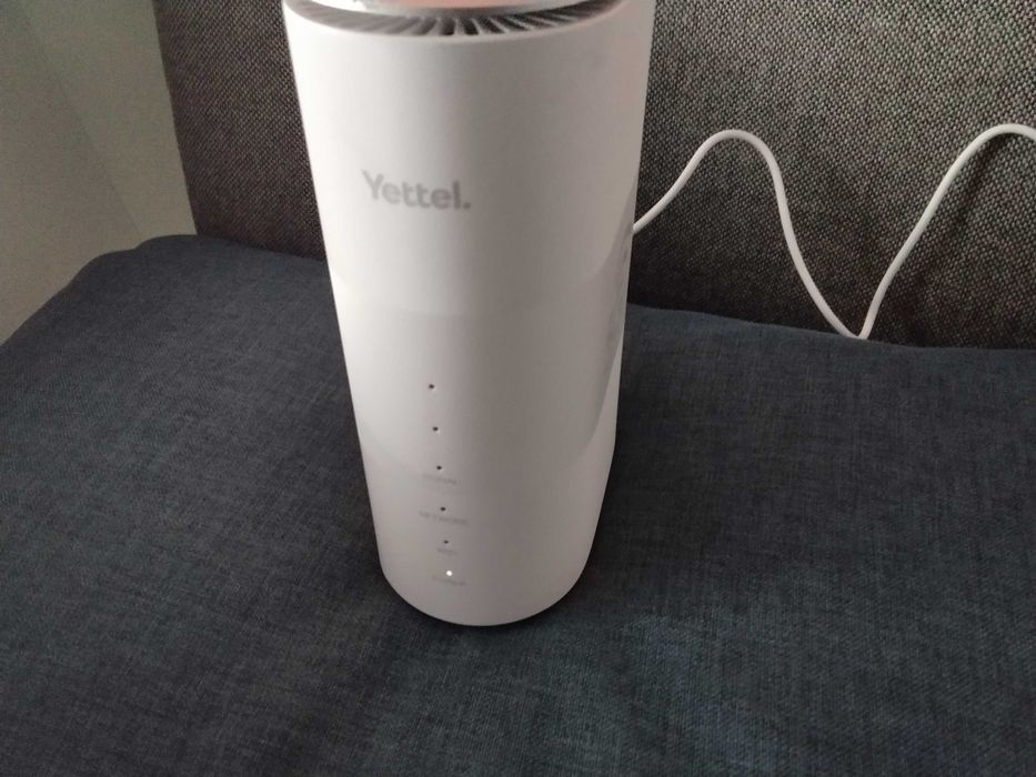 последен модел 5Gрутер за мобилен интернет за сим  карти на Иетел