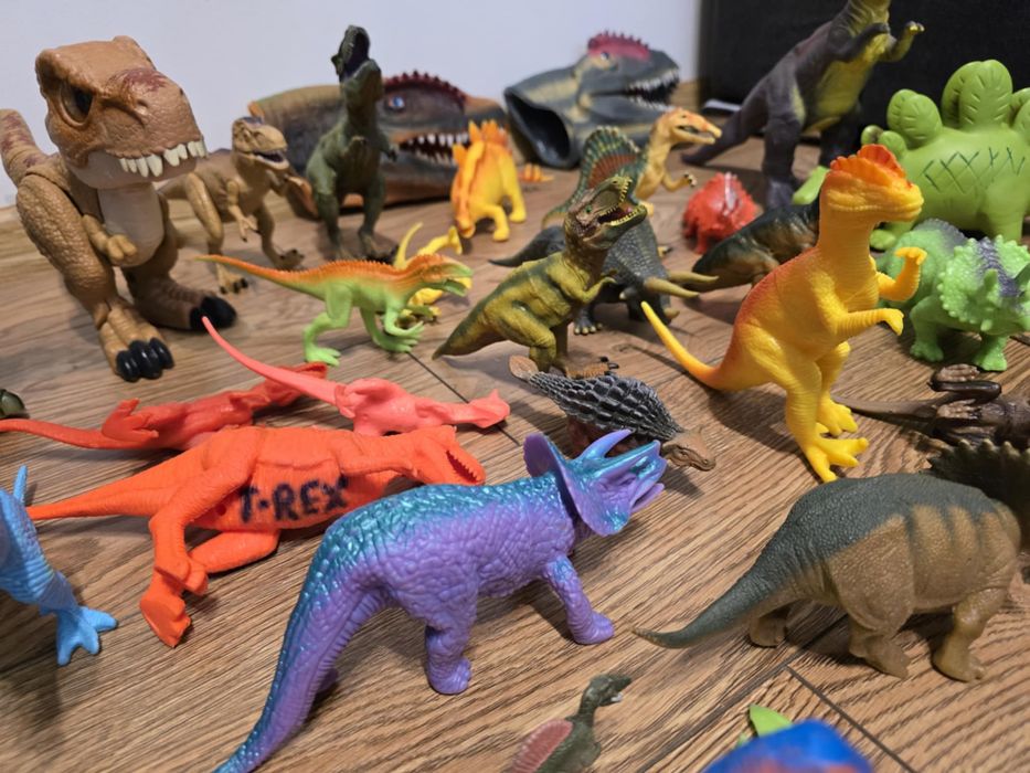 Set de dinozauri