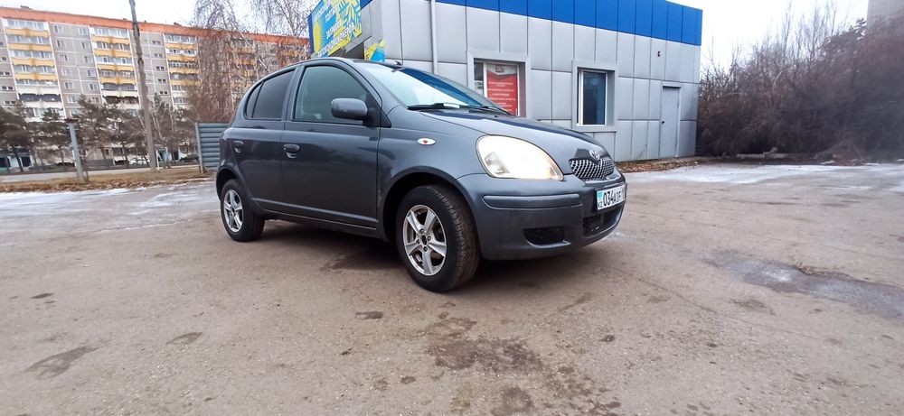 Тойота Ярис автомат