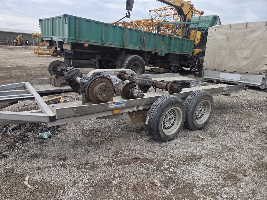 Прицеп, лафет, автовоз.