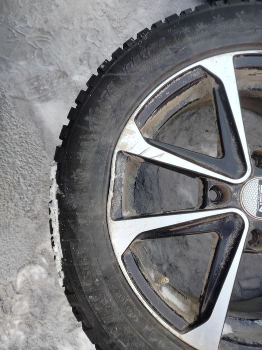 Титанки вместе с резиной