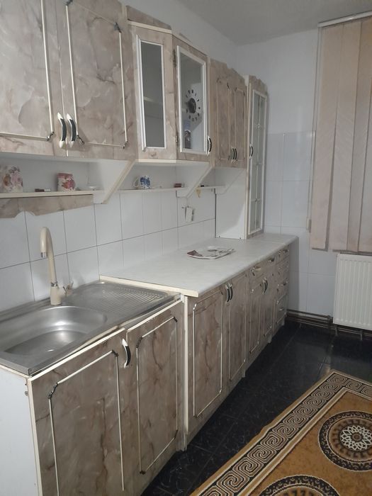 Apartament de închiriat 2 camere ,  Scoală gimnaziala Filiași. Etaj 1