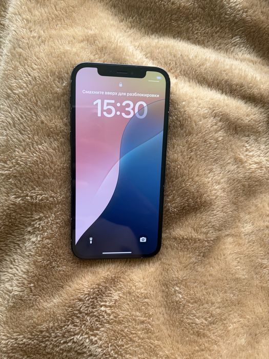 продам iphone 12