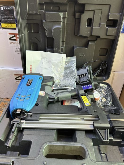 Газовый Монтажный пистолет