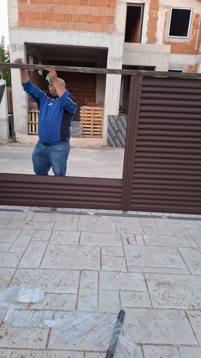 Executam garduri la cerință dumneavoastră