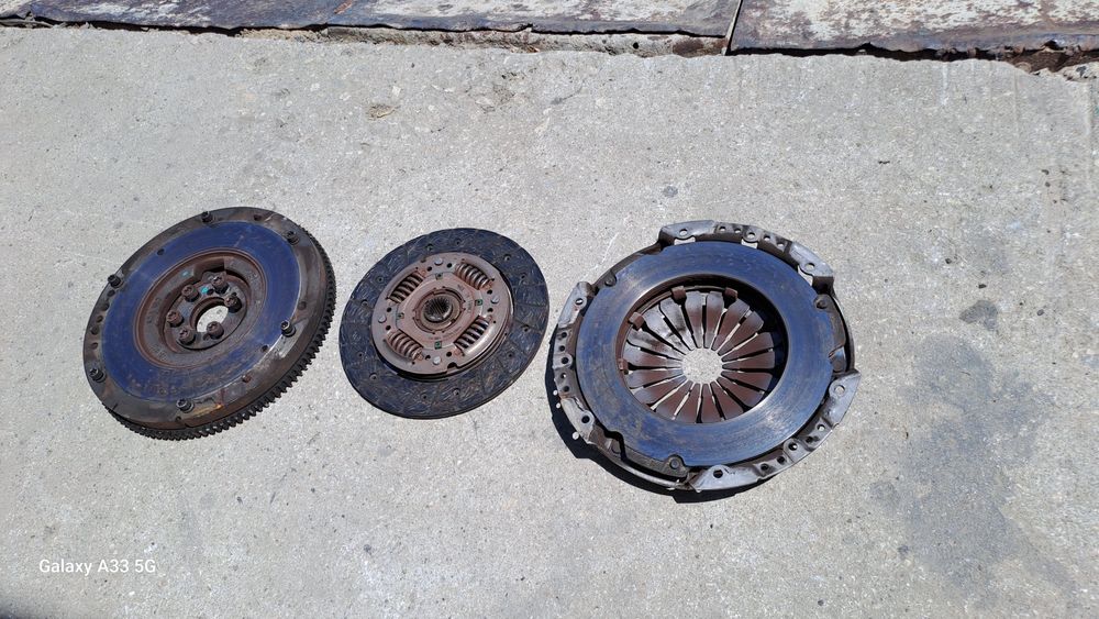 Маховик+съединител к-т FIAT GRANDE PUNTO 1.4I 2009-