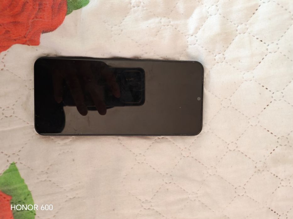 Продам  телефон Виво y 03