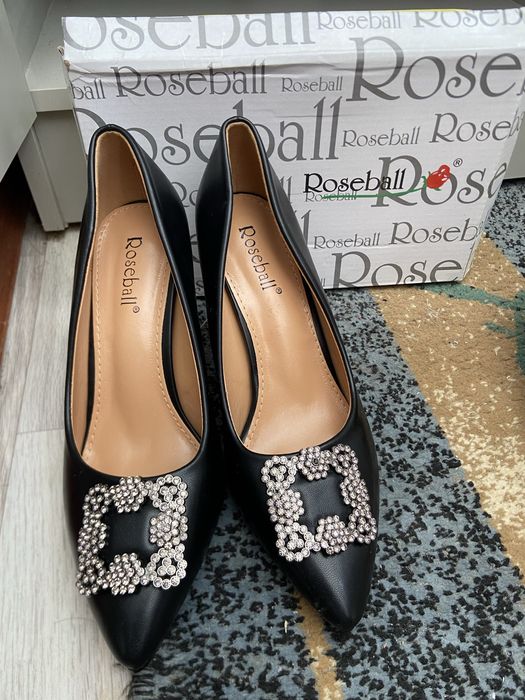 женская туфли 2500 тг