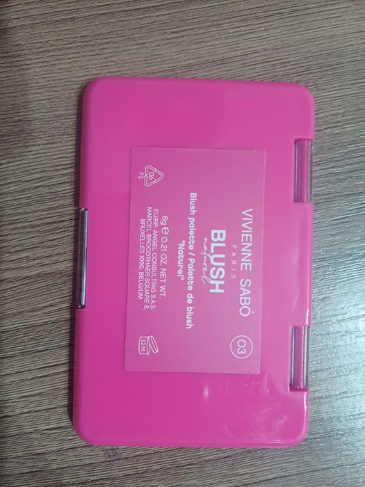 румяна Viviene Sabo