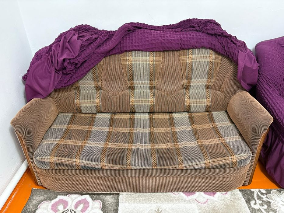 Диван креслосымен сатылады!