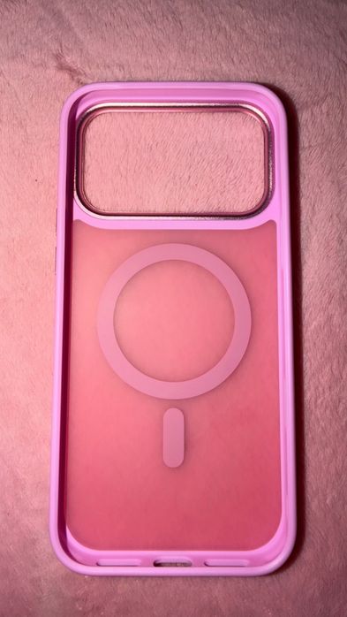 Vand husa iphone 17 pro max noua din iStyle