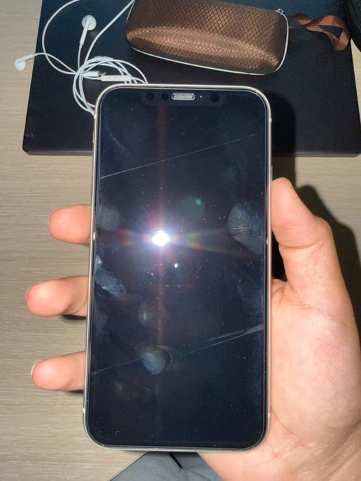iphone 11 без гарантия нету в россрочку