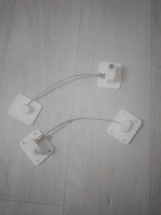 Замок для шкафа и окна