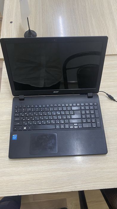 Acer noutbook yaxshi holatda