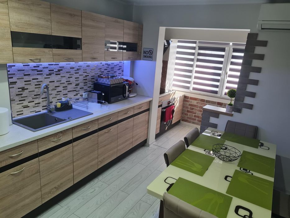 Cazare in regim hotelier Navodari ( centru )