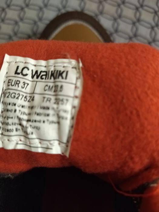 Дамски топли туристически обувки 37 номер умалени LC Waikiki