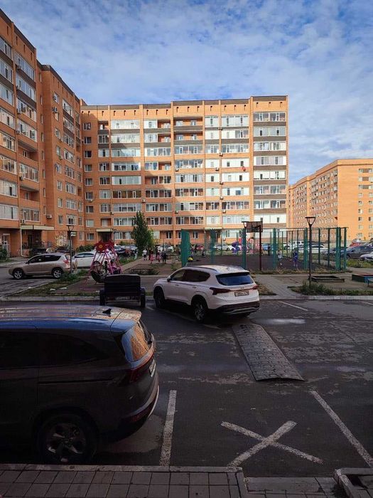 Береке 2 ком,  2 лоджии, 68 кв кух 13 кв
