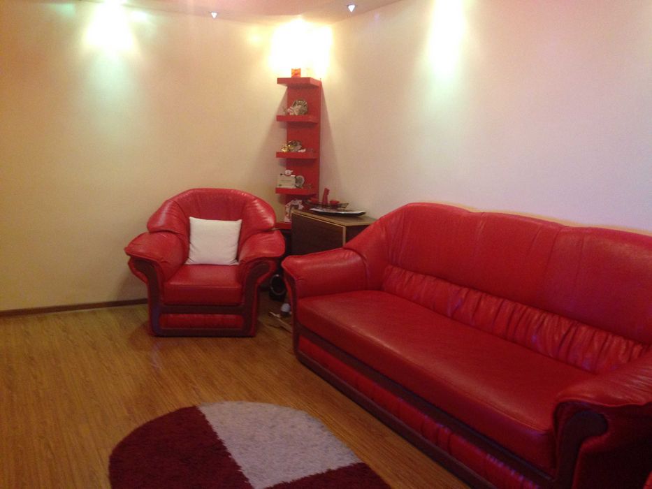 Închiriez Apartament 3 Camere Central