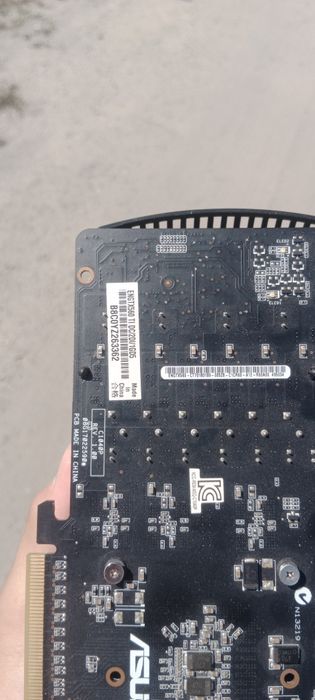 Продам видеокарту 560ti