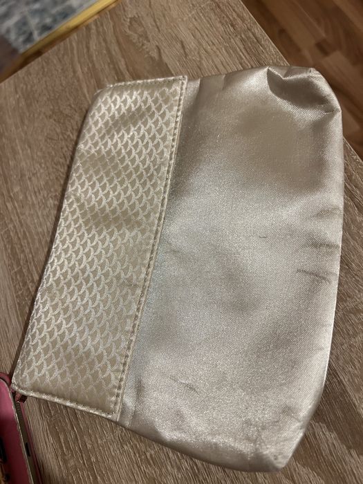 Geanta penttu cosmetice Bulgari