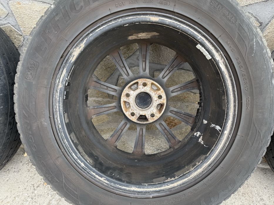 Продавам джанти с гуми 17-ки от Honda CRV 3