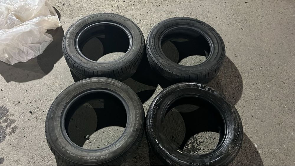 Срочно продам шины размер 15, в отличном состоянии, фирмы Belshina,