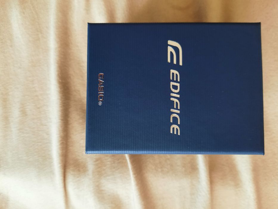 Часовник CASIO..