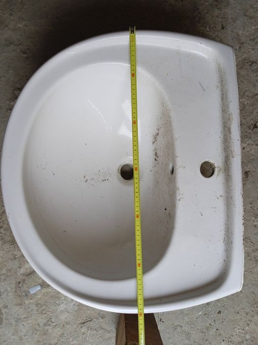 Продавам употребявана мивка.