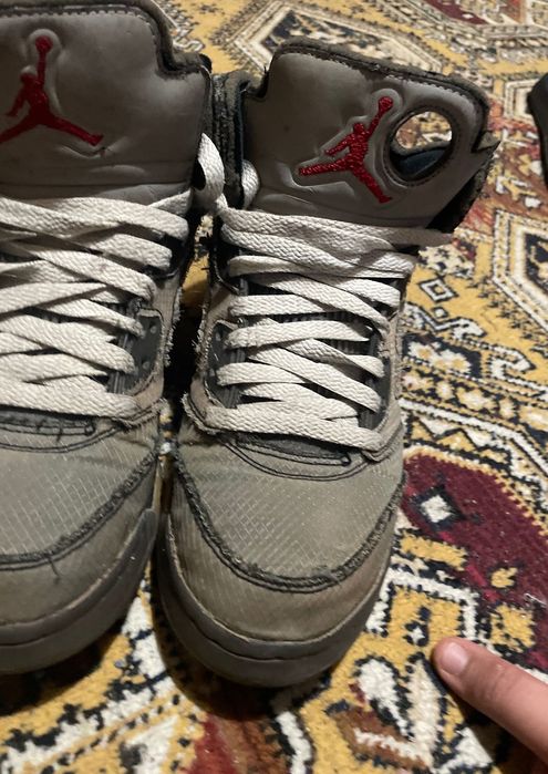Jordan 5 off ehite