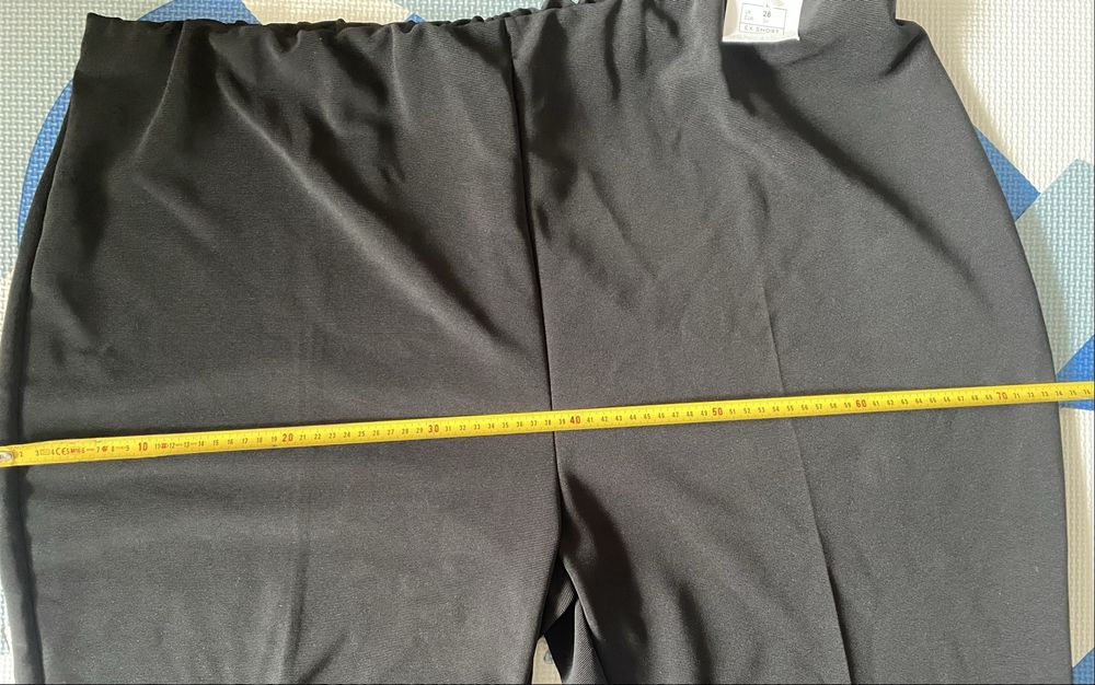 Pantaloni dama marime 56