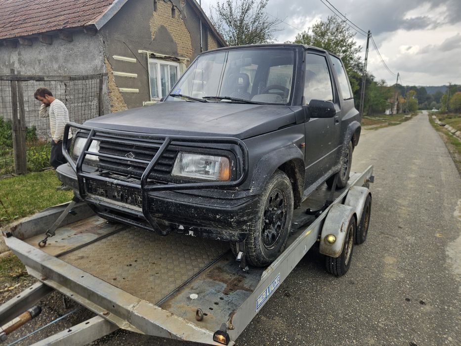 Dezmembrez Suzuki vitara 1.6 8 V