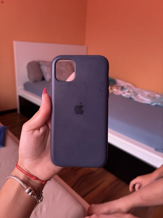 Чисто нов калъф за iPhone 11 – тъмно син