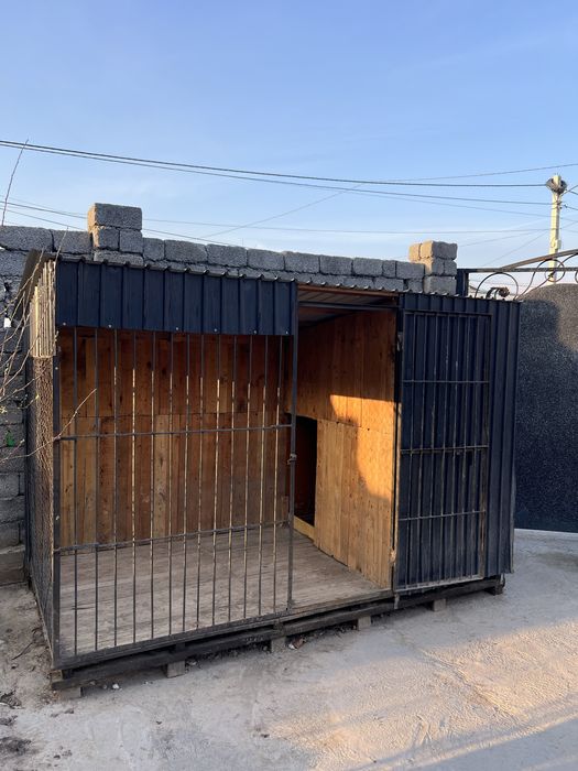 Вольер для собак, Дом для собаки