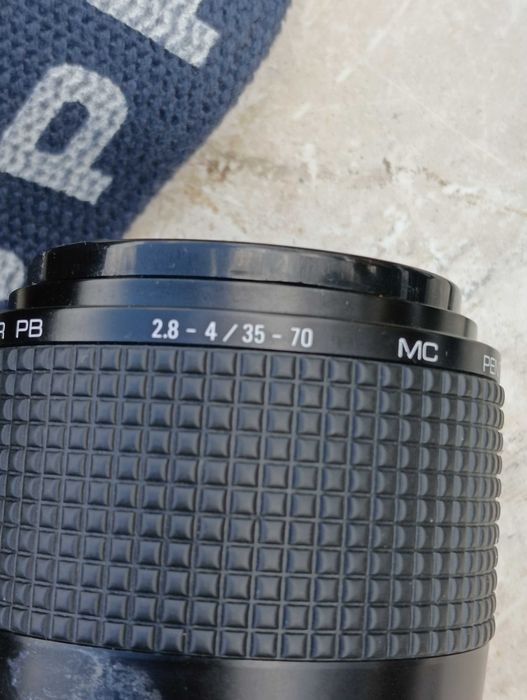 Чанта за фотоапарат с обектив и други принадлежности/вижте снимките/