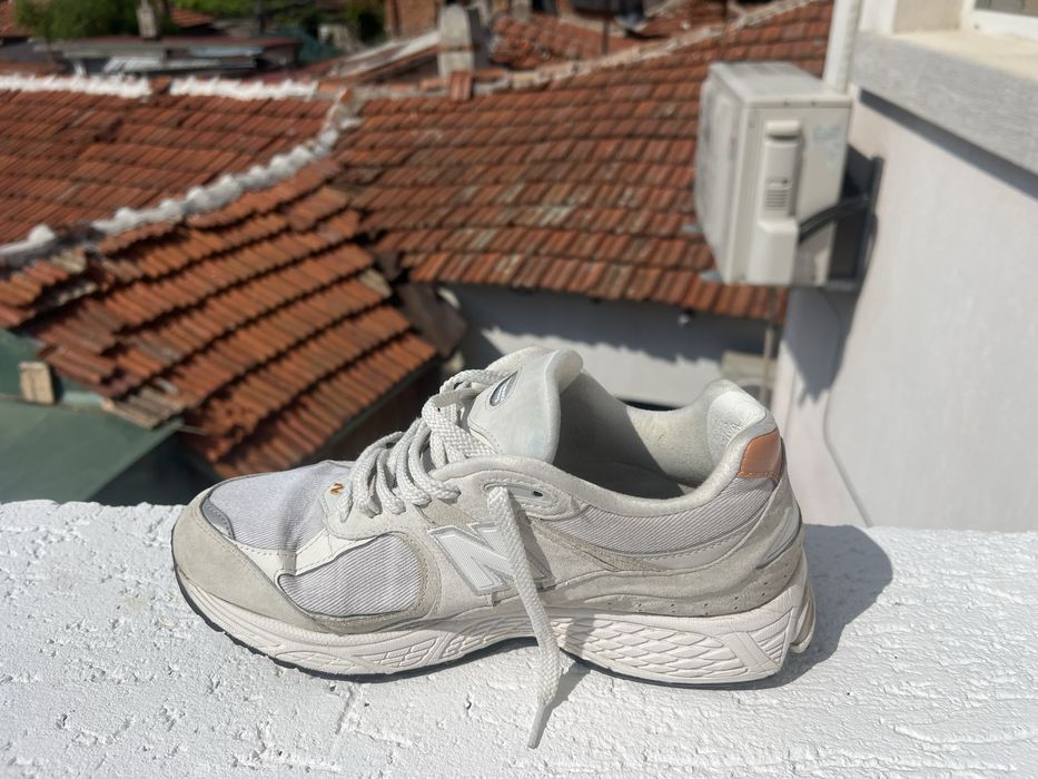 New Balance 2002R 44