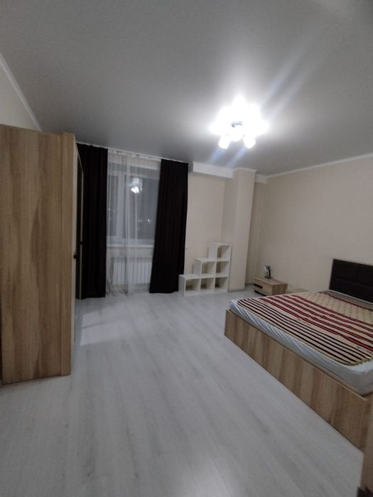 2 комн Новостройка, Дворец спорта