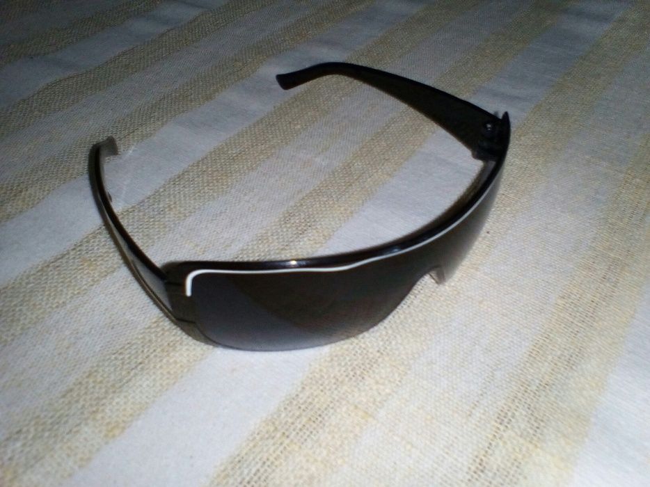 Очки солнцезащитные детские