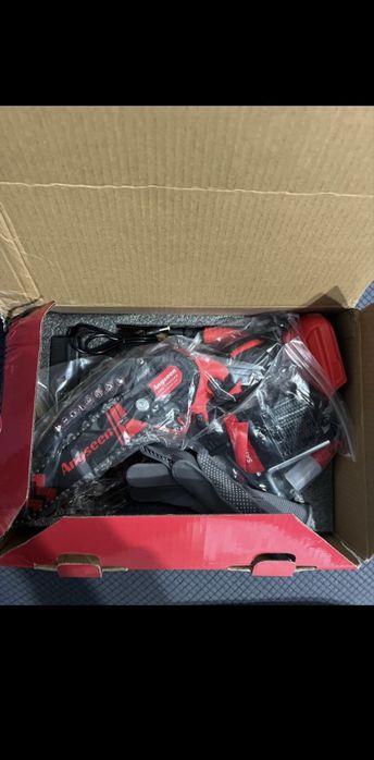 Vând mini drujba Angseen