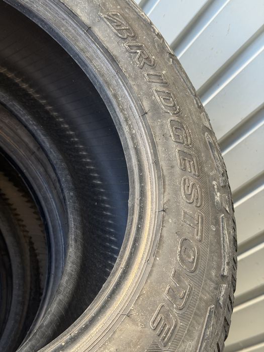 265/60/18 комплект все сез Bridgestone