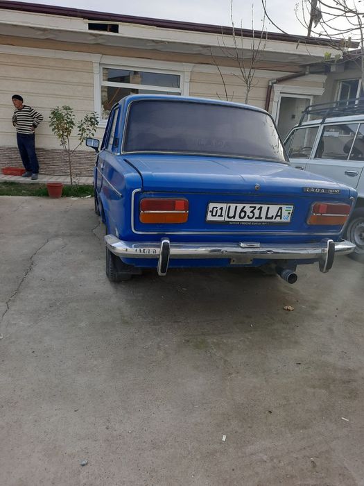 Vaz 2103 sotiladi