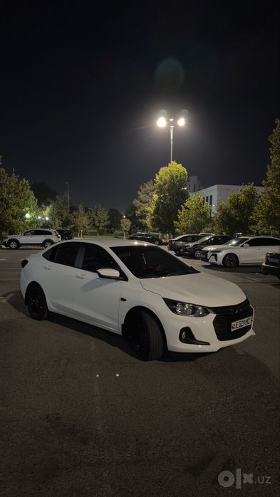 Chevrolet Onix 3lt