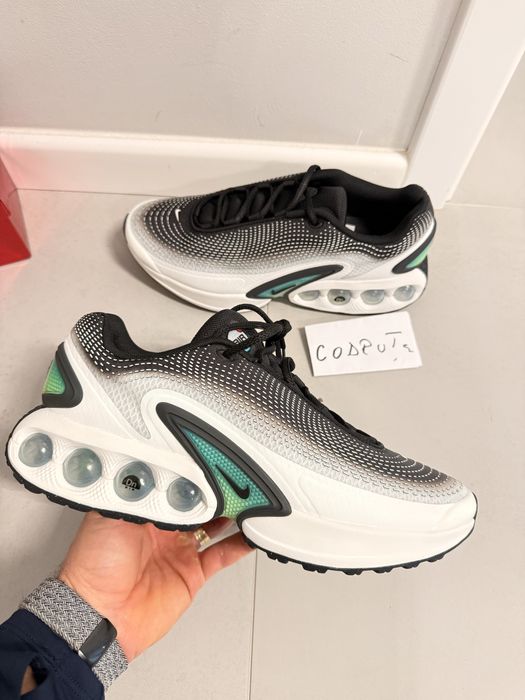 Nike Air Max DN SE Black Light Bone